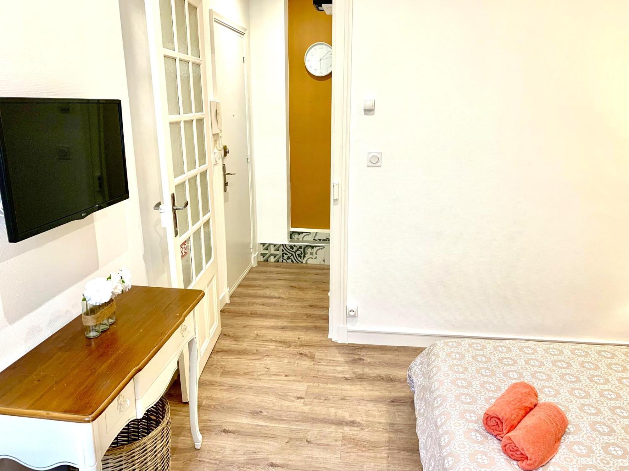Appartement Cosy Au Coeur De Lorient - Residence Calme ภายนอก รูปภาพ